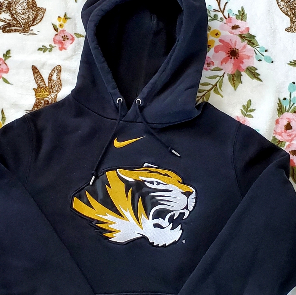 NIKE|| Black Tiger Hoodie